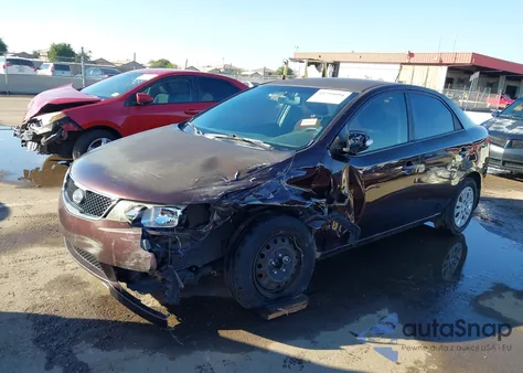 2010 Kia Forte Ex z USA, uszkodzony, nr VIN KNAFU4A25A5248347